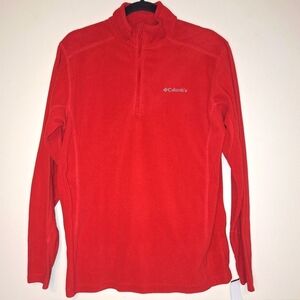 A Columbia fleece 1/4 zip pullover jacket in a men's medium.  Pre-loved